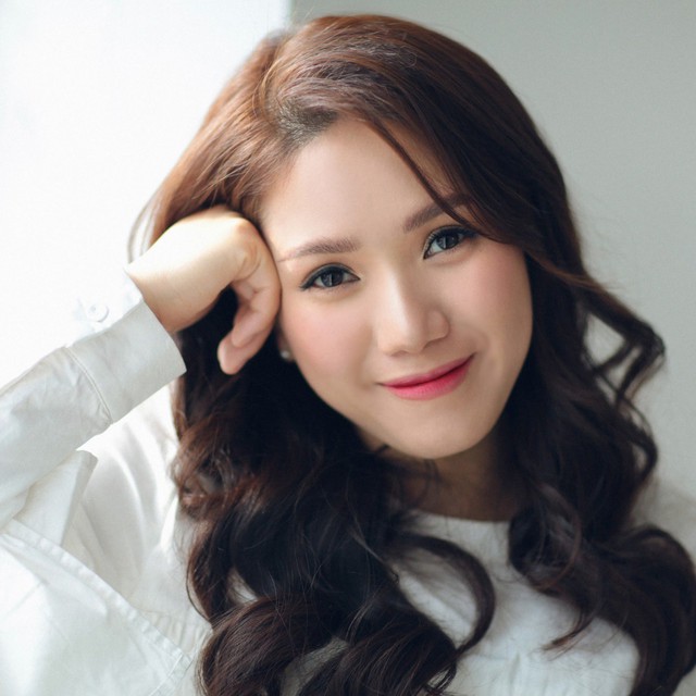 Ca sĩ Thùy Chi