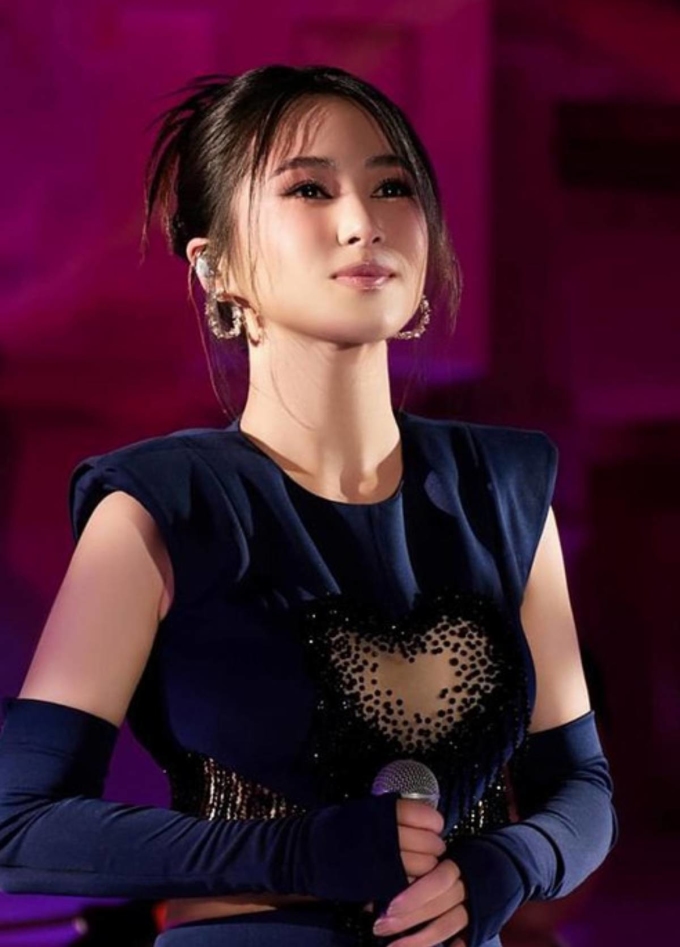 ca sĩ Hương Tràm